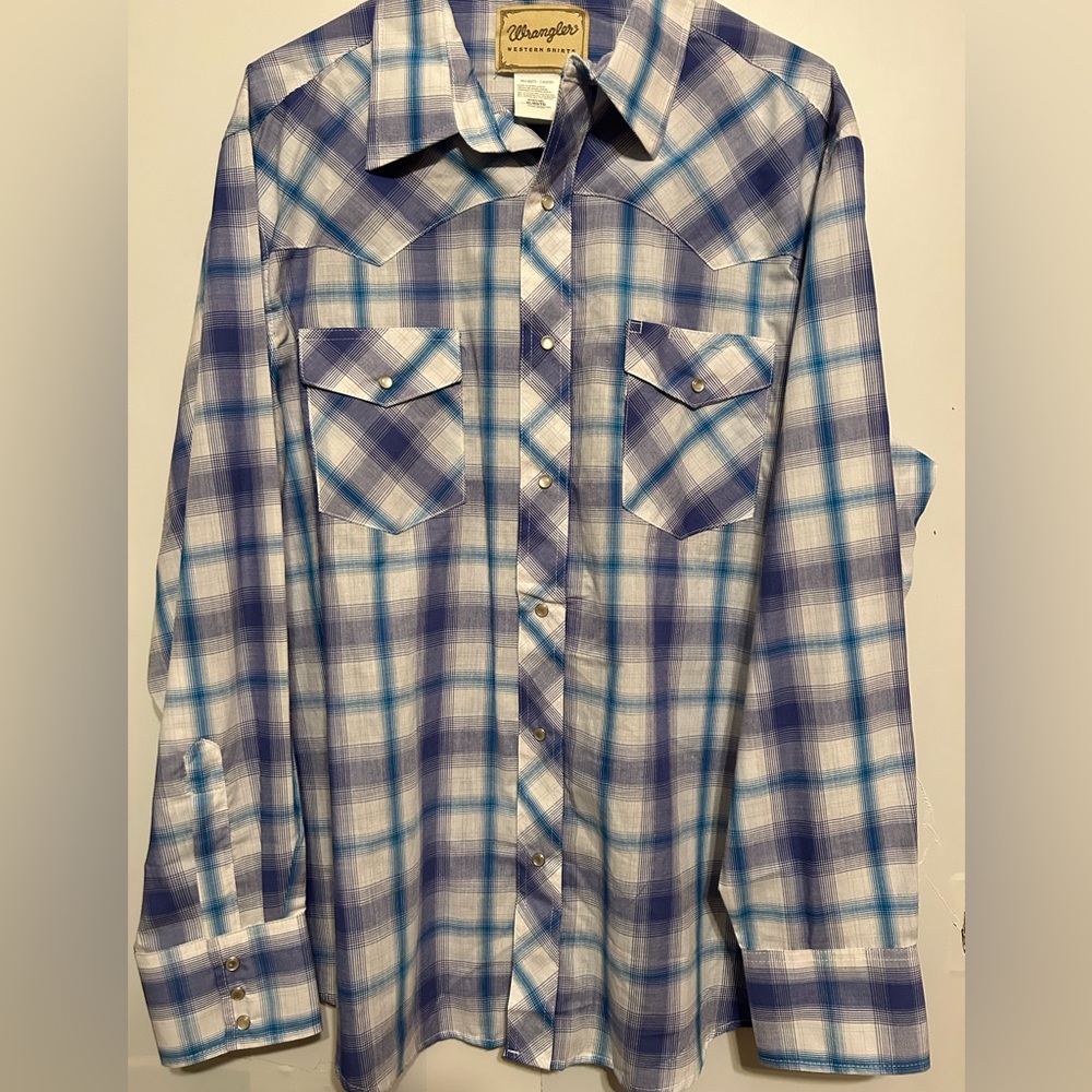 Men’s purple and blue wrangler western shirt